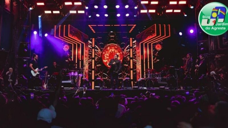 Leonardo faz show histórico na Festa do Estudante em Capoeiras