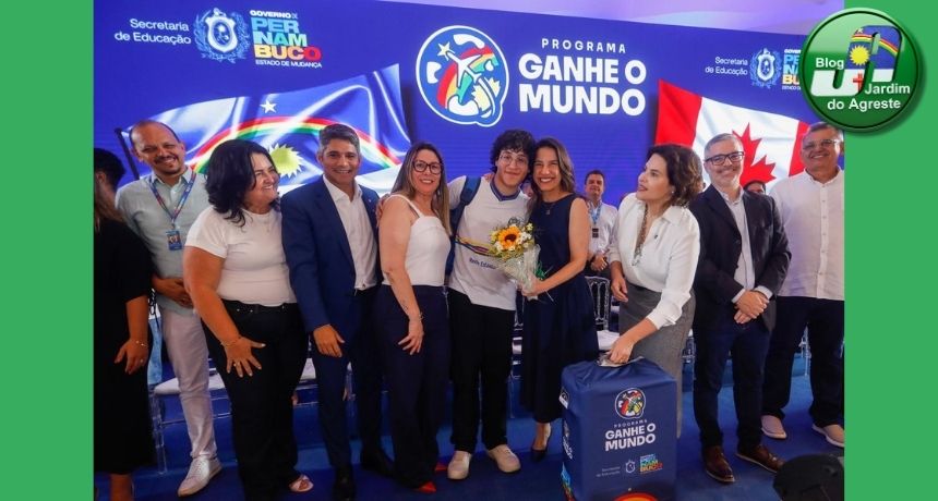 Ganhe o Mundo: governadora Raquel Lyra entrega kits de viagem a 700 estudantes que farão intercâmbio no Canadá