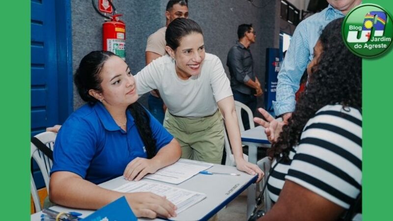 Governadora Raquel Lyra comanda o 3º Feirão de Empregos no Recife e comemora desempenho do Estado na geração de postos de trabalho