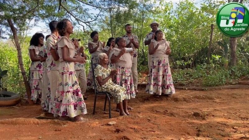 Samba de Coco Cachoeira da Onça, de Custódia (PE) inicia turnê patrocinada pela PNAB PE