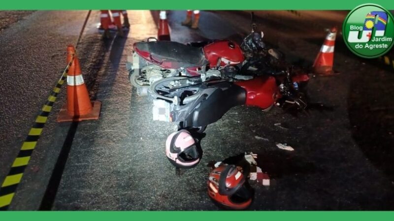 Colisão frontal entre motocicletas deixa um morto e um ferido na BR-232, em Belo Jardim