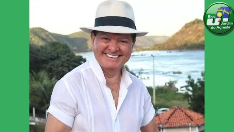 Alcymar Monteiro inova e traz clipe de Garçom em miniaturas de bonecos