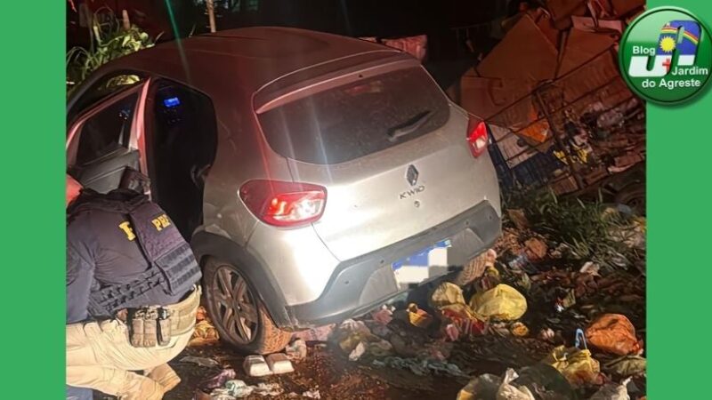 Suspeito de assalto é detido com carro roubado em Jaboatão dos Guararapes