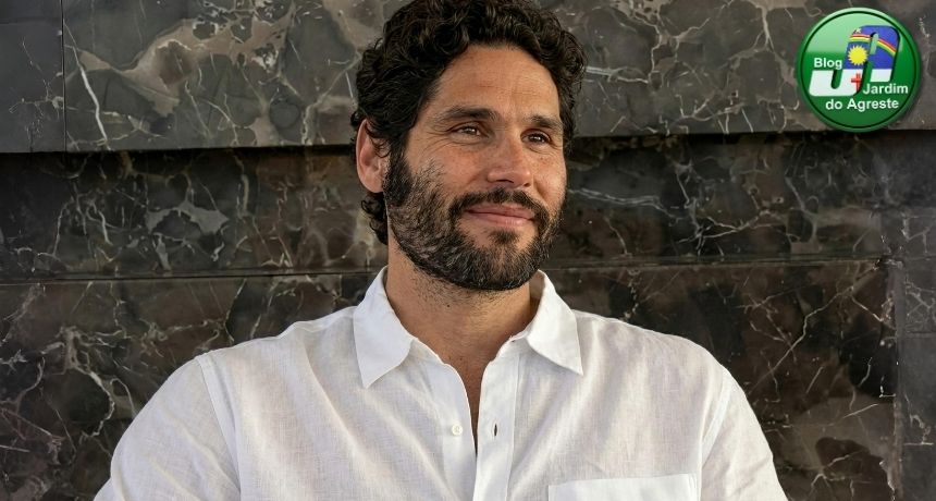 Ator Dudu Azevedo grava filme para Paixão de Cristo de Nova Jerusalém