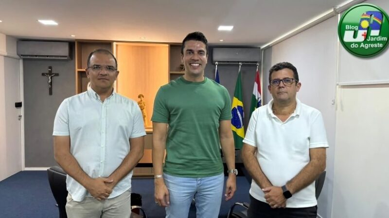 Prefeito Rodrigo Pinheiro nomeia Maurício Lira como secretário executivo da Autarquia de Mobilidade de Caruaru