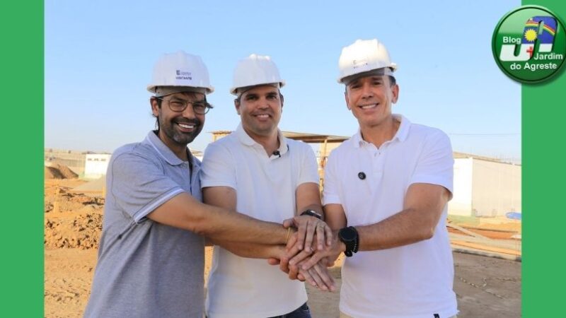 Diogo Moraes acompanha andamento de obras viabilizadas pelo Governo Federal em Santa Cruz do Capibaribe