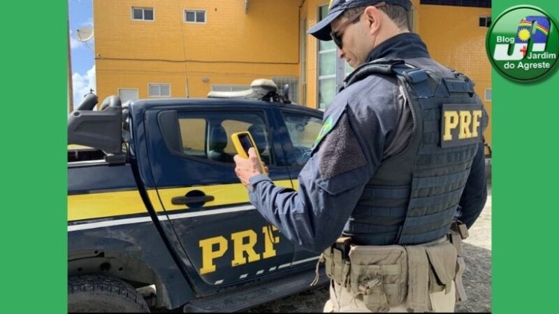 PRF realiza mobilização sobre o álcool zero no trânsito em Pernambuco